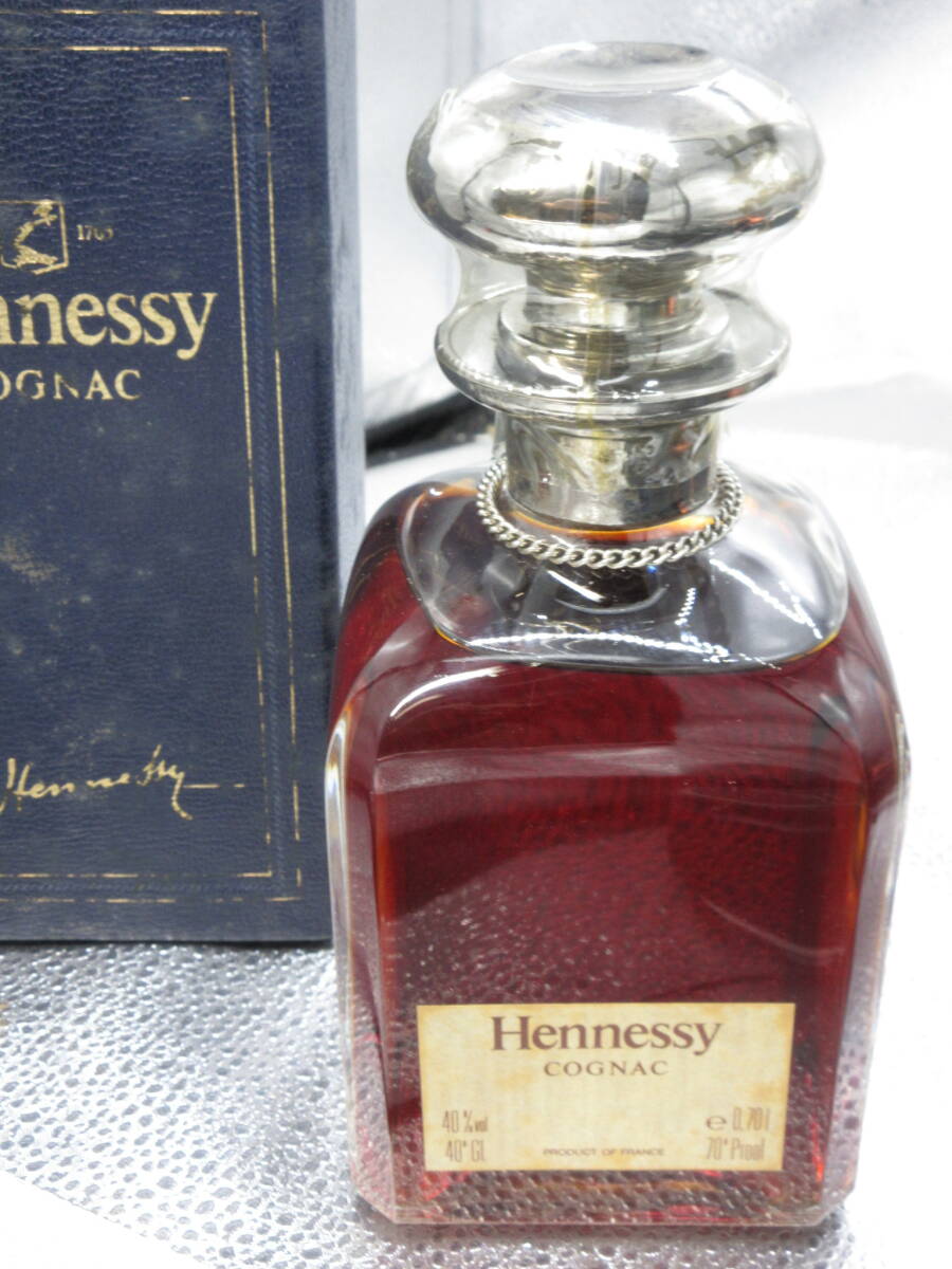 未開栓 Hennessy COGNAC ヘネシー シルバートップ 40％ 700ml ブック