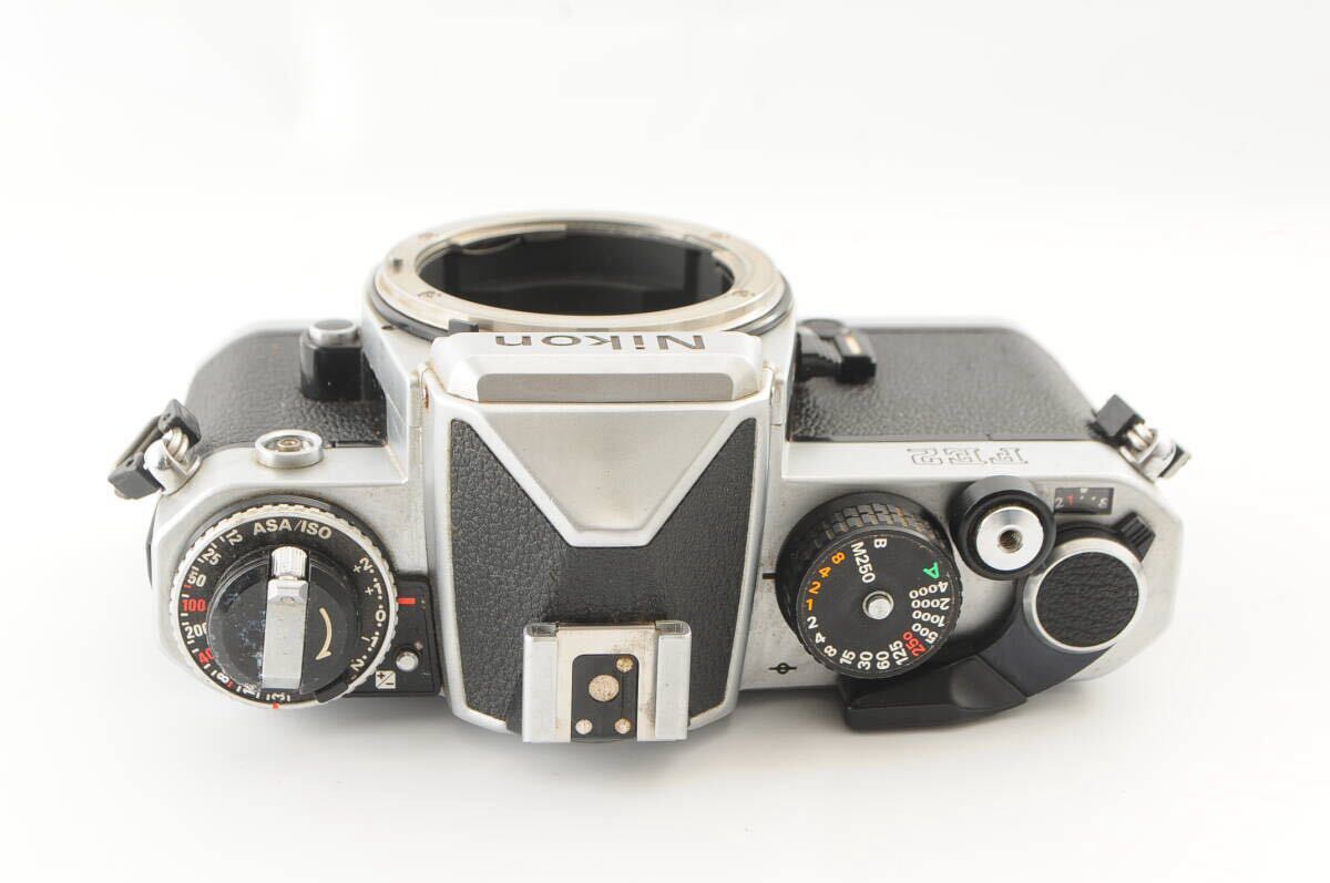 Nikon FE2 フィルムカメラボディ 11880 00049 FE2 Nikon ボディ