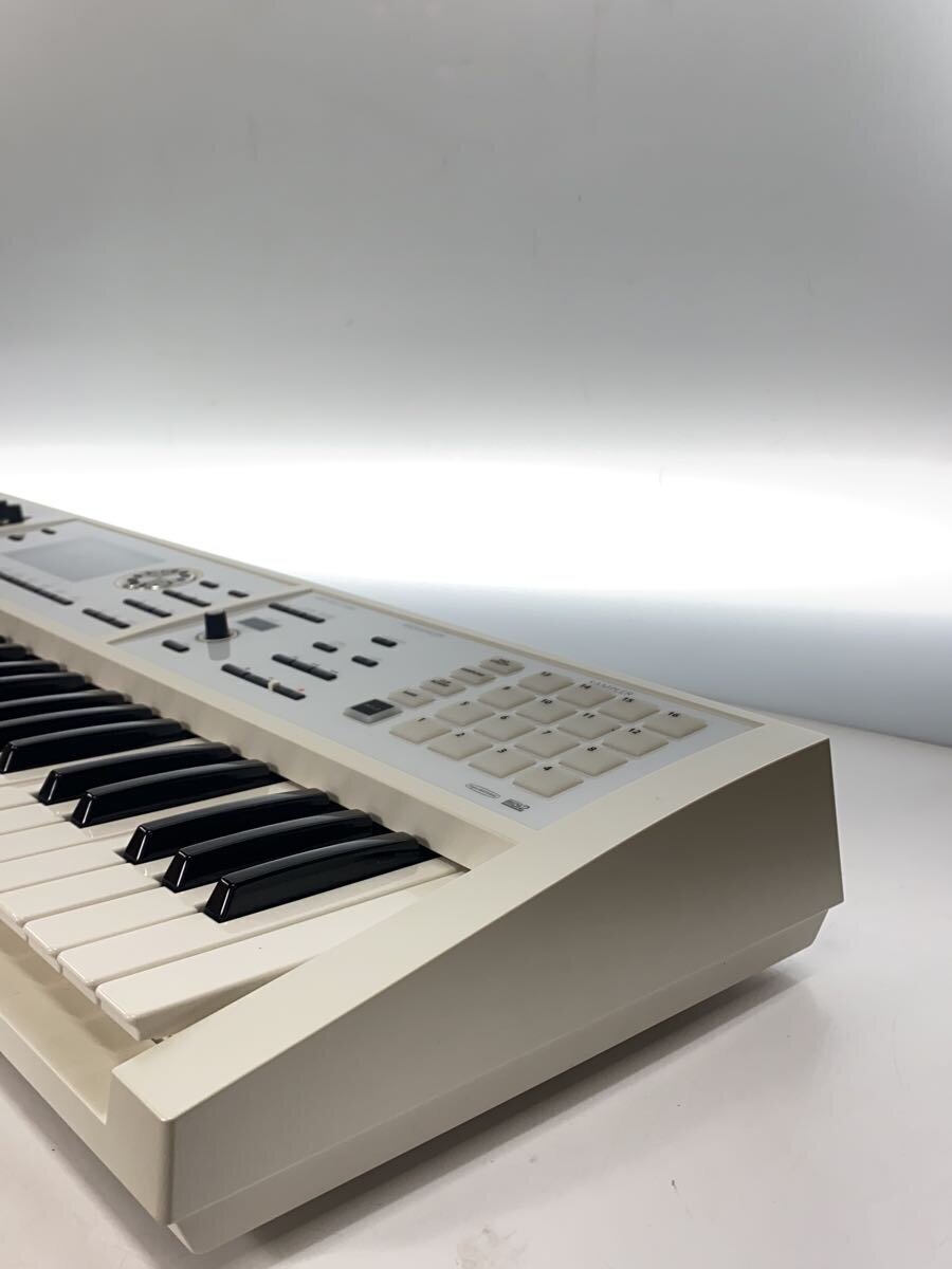 ROLAND◇シンセサイザー FA-06 61鍵キーボードシンセサイザー ROLAND