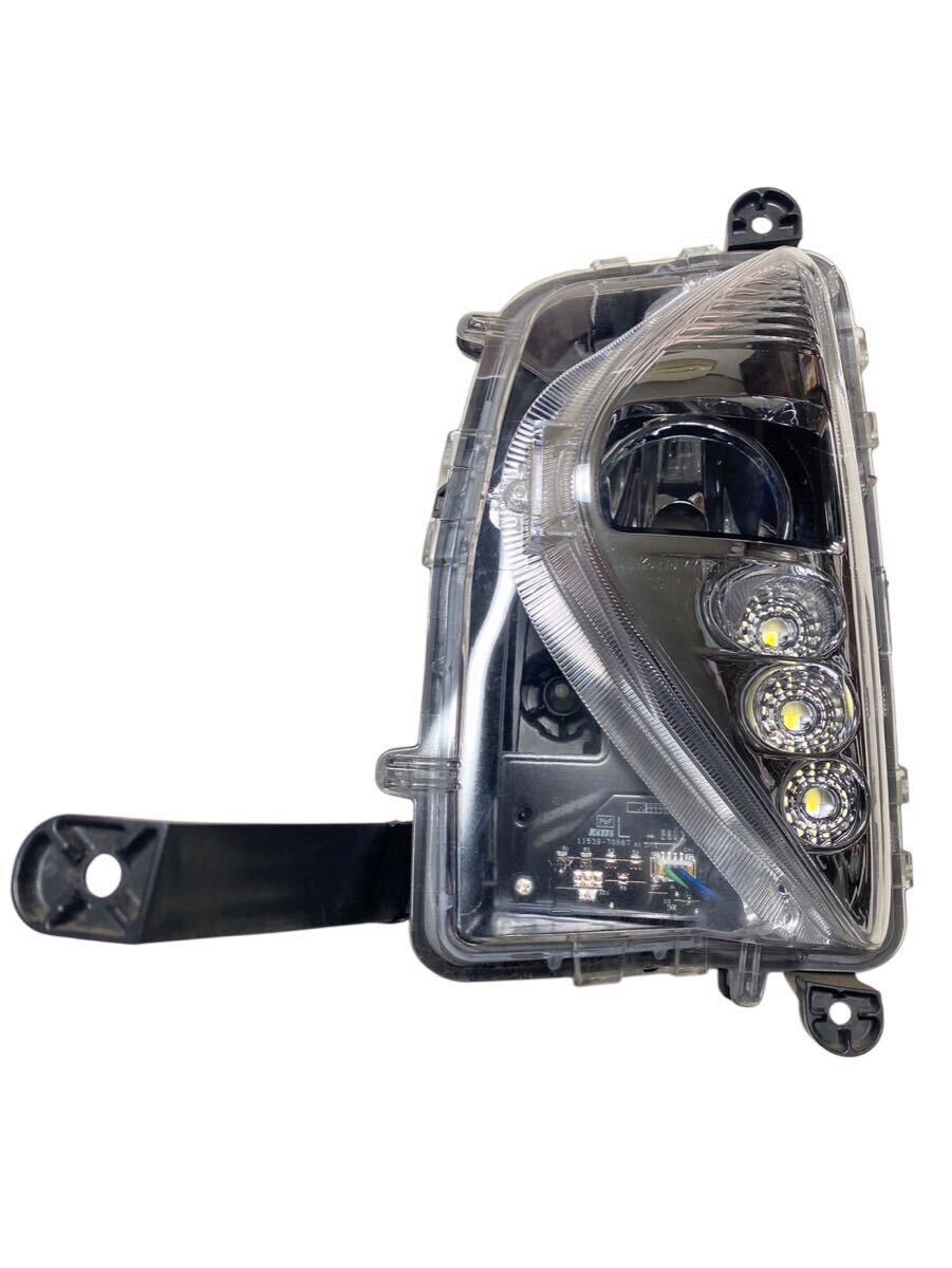 50プリウス前期純正フォグベースH11バルブ加工品