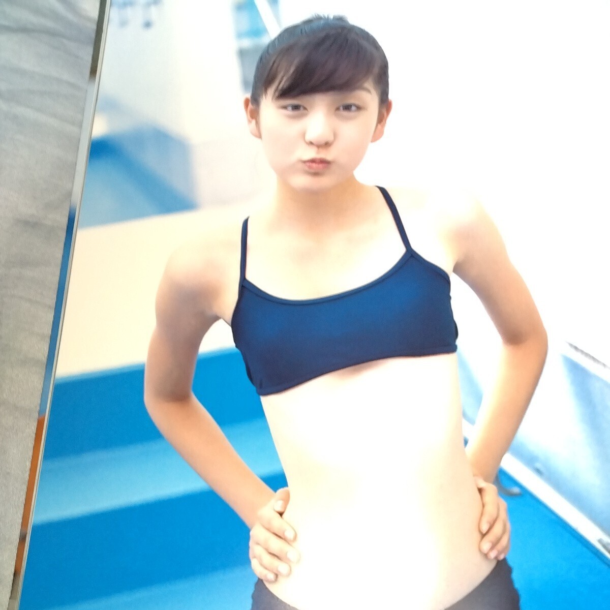 【14歳！】岩井七世 セカンド写真集「はっか」初版・帯びつき　セーラー服・体操服・水着　2003年発売　p2119_2