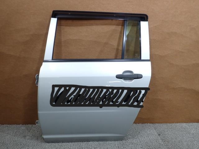 中古 プロボックス DBE-NCP160V 左リアドア 67004-52590 シルバー 1E7 [ZNo:06001591] DBE-NCP160V プロボックス 058 中古中古部品 ドアの通販 Yahoo!ショッピング