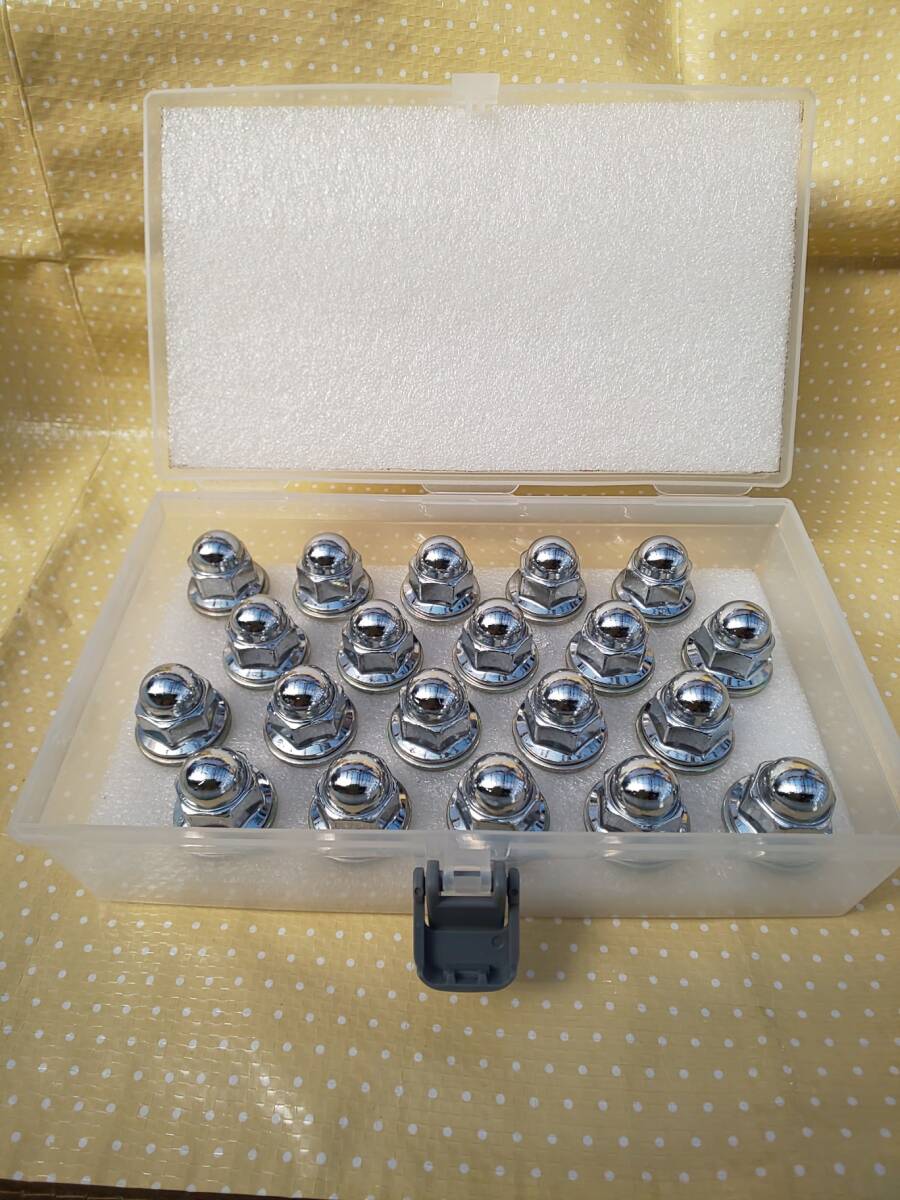 ホイールナットの収納ボックス_1
