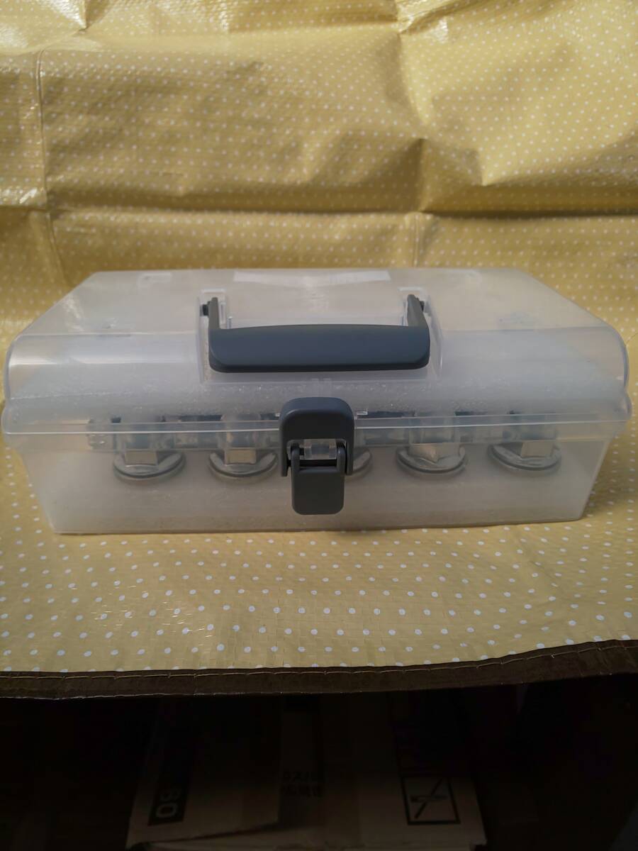 ホイールナットの収納ボックス_4