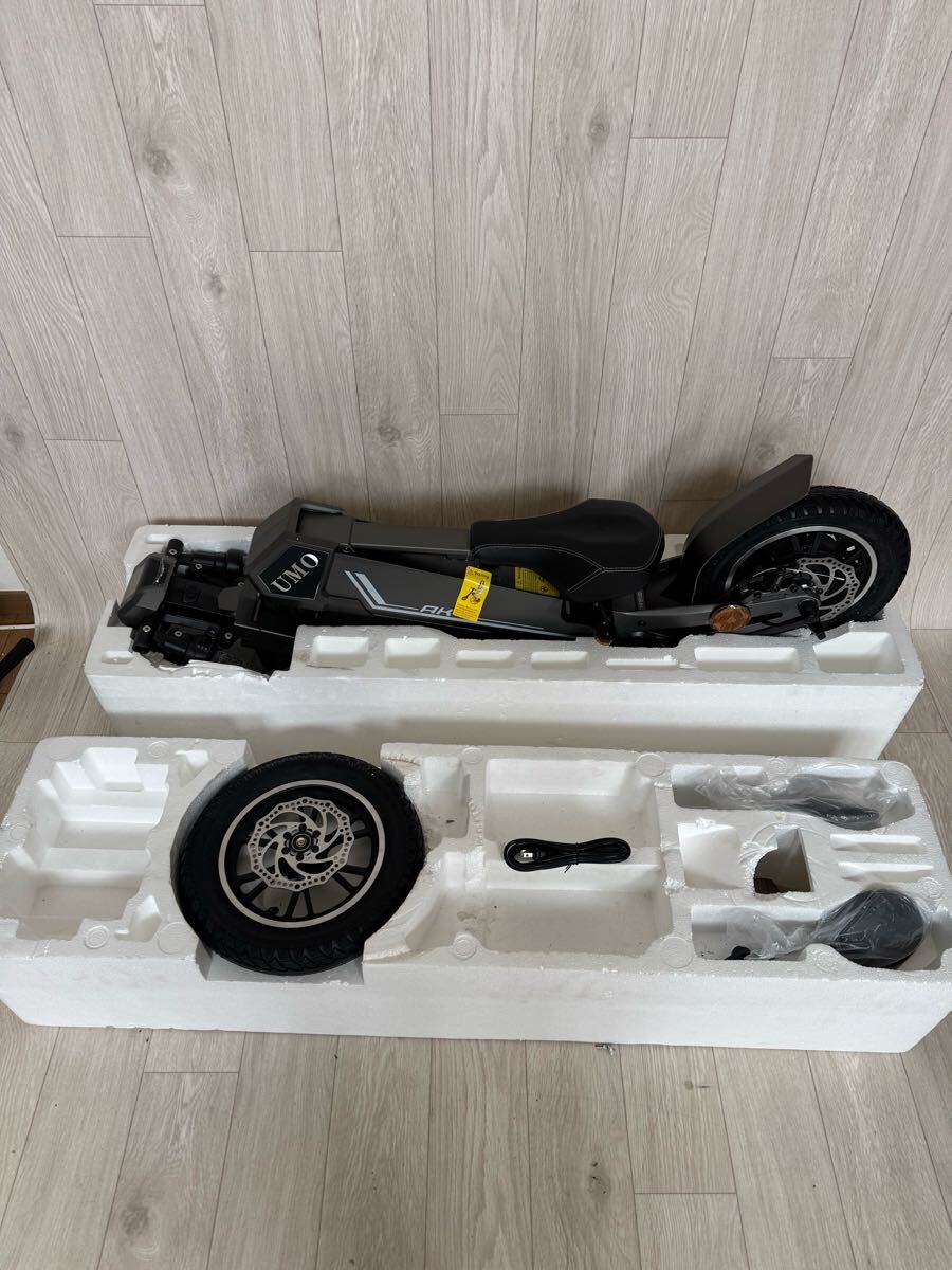 新品未使用　自動折りたたみフル電動バイク AK-1 PREMIUM グレイ&ブラック _3