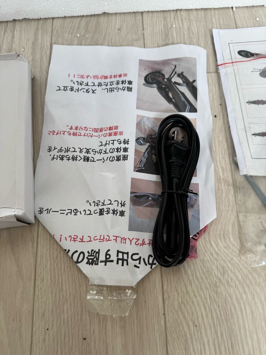 新品未使用　自動折りたたみフル電動バイク AK-1 PREMIUM グレイ&ブラック _8