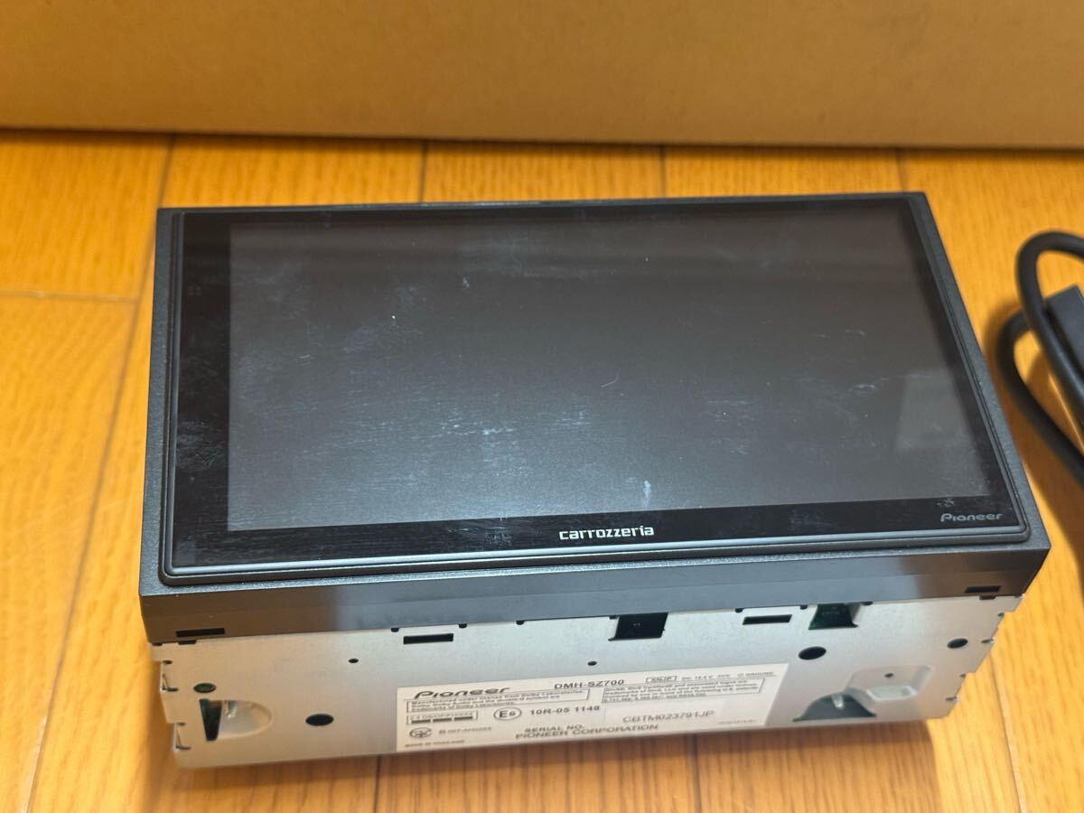 カロッツェリア　ディスプレイオーディオ　DMH-SZ700_2