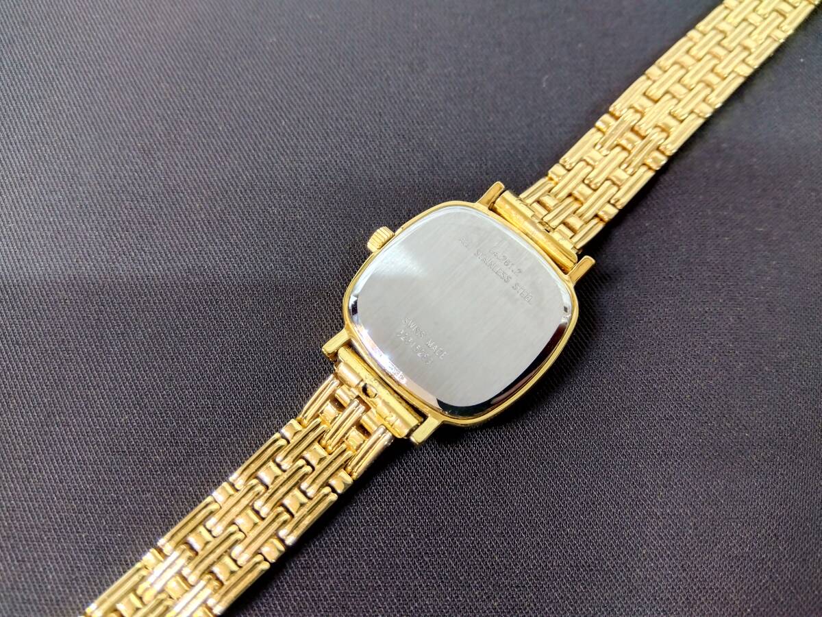☆美品　LONGINES SWISS ロンジン　レディースクォーツ腕時計　L4.261.2 可動品　コマ付_4