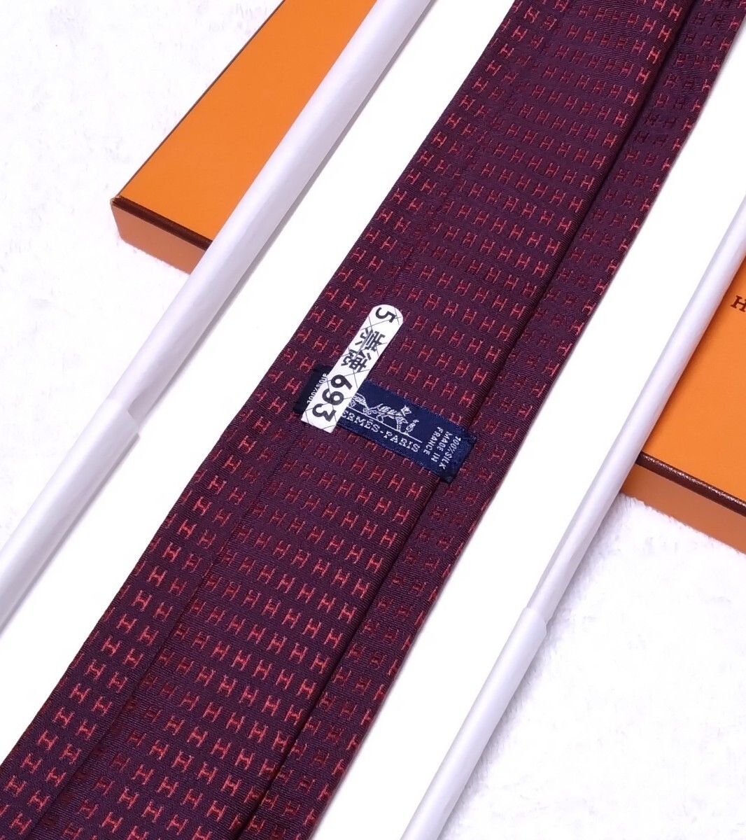 超美品【HERMES】エルメス／お箱付き／ネクタイ／ファソネライン