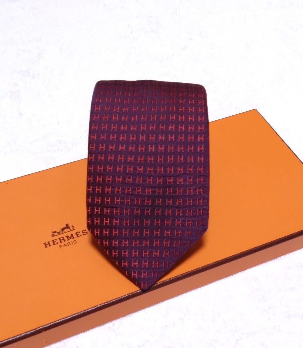 超美品【HERMES】エルメス／お箱付き／ネクタイ／ファソネライン