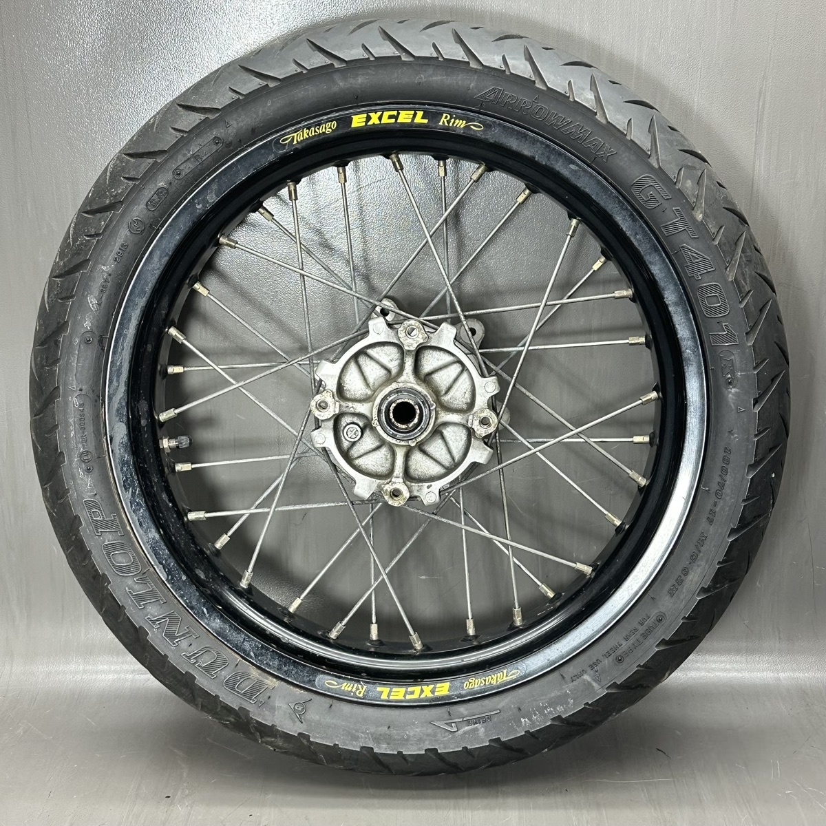 ホンダ XR250モタード? 純正ハブ EXCEL エキセルリム換装 リア