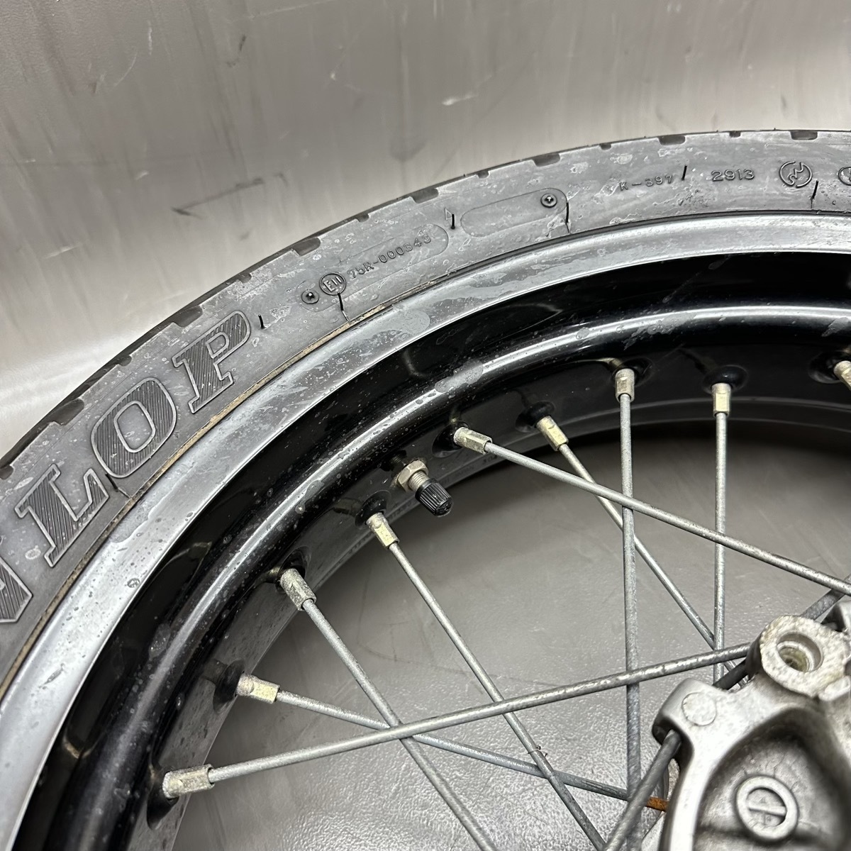 ホンダ XR250モタード? 純正ハブ EXCEL エキセルリム換装 リア