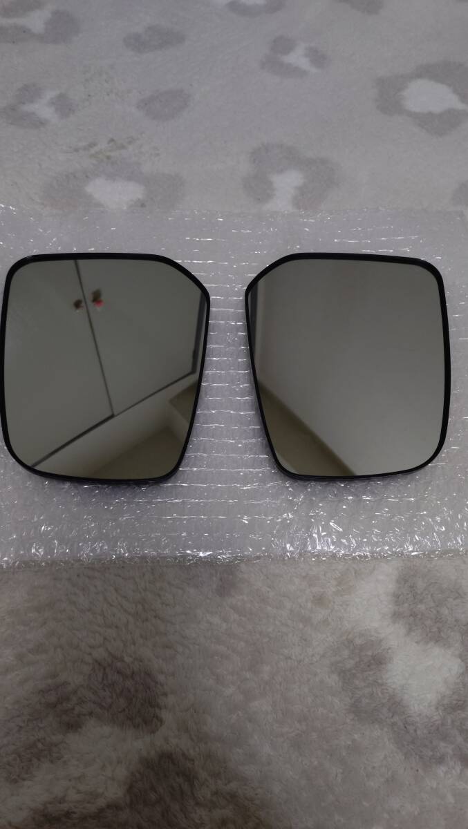 三菱　デリカミニ　純正ドアミラー用ヒーター付き鏡　左右　新車時外し品_1