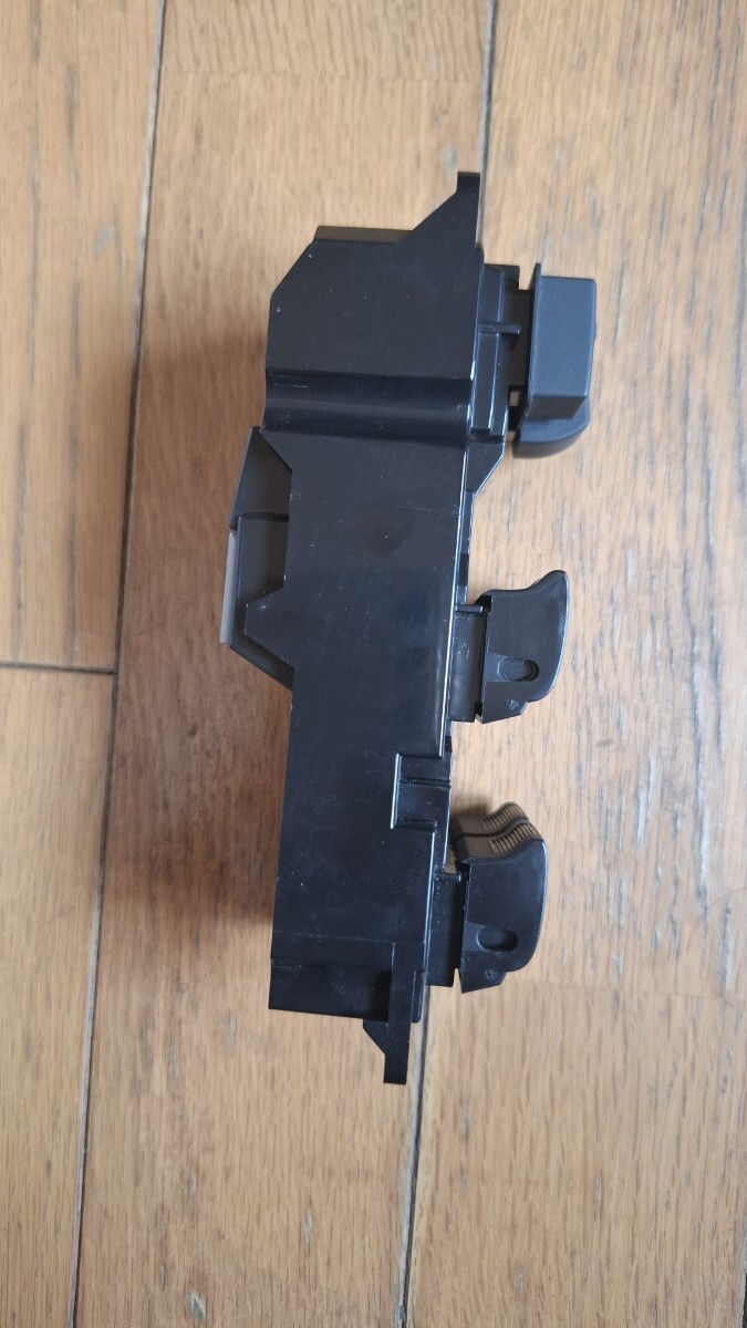 JF1 JF2 N-BOX パワーウインドウスイッチ 運転席_5