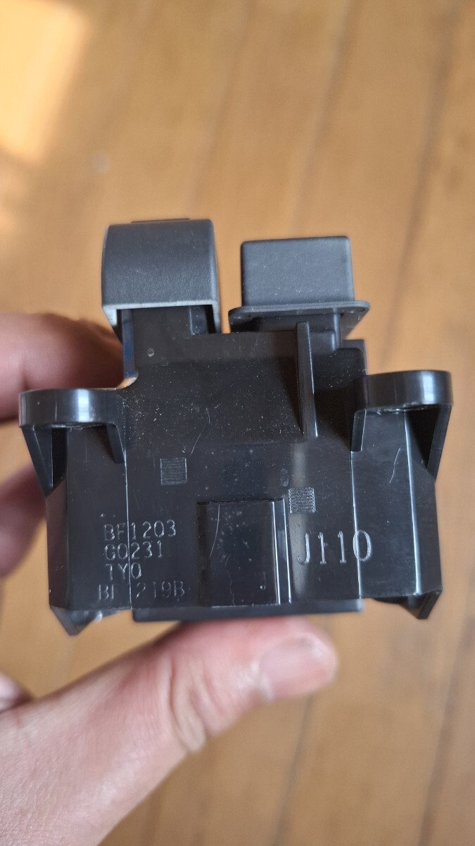 JF1 JF2 N-BOX パワーウインドウスイッチ 運転席_7