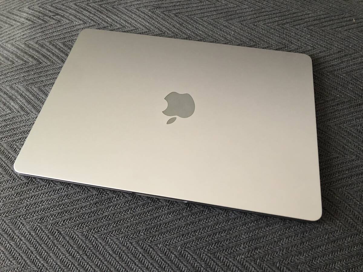 【極美品】M2チップ搭載 MacBook Air スペースグレイ（8コアCPU M2チップ）16GBメモリ　512GB　USキーボード　AppleCare+_2