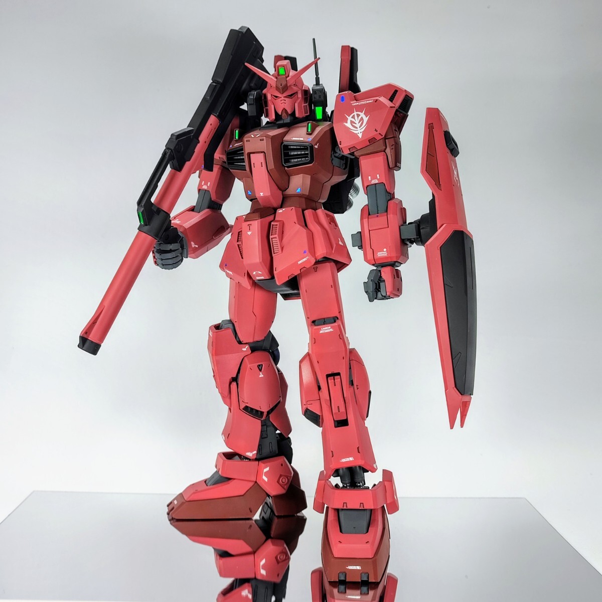 1円スタート MG 1/100 RX-178 ガンダムMK2 改修塗装済み完成品 ガンプラ シャア専用_2