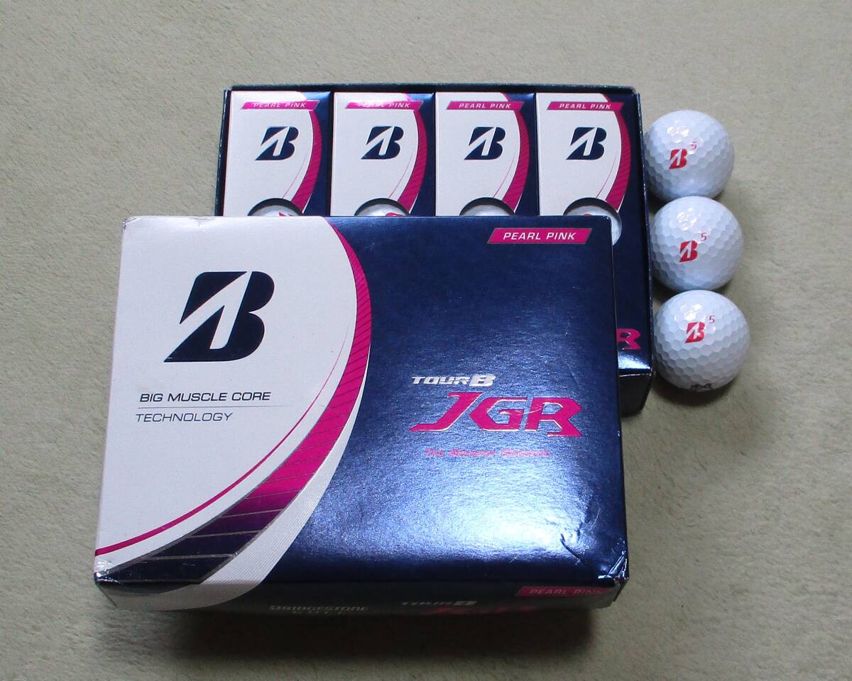 《未使用》　ブリヂストン【TOUR B JGR】×１５個　（イラストいり／箱水濡れ品／４個にシミあり）_1