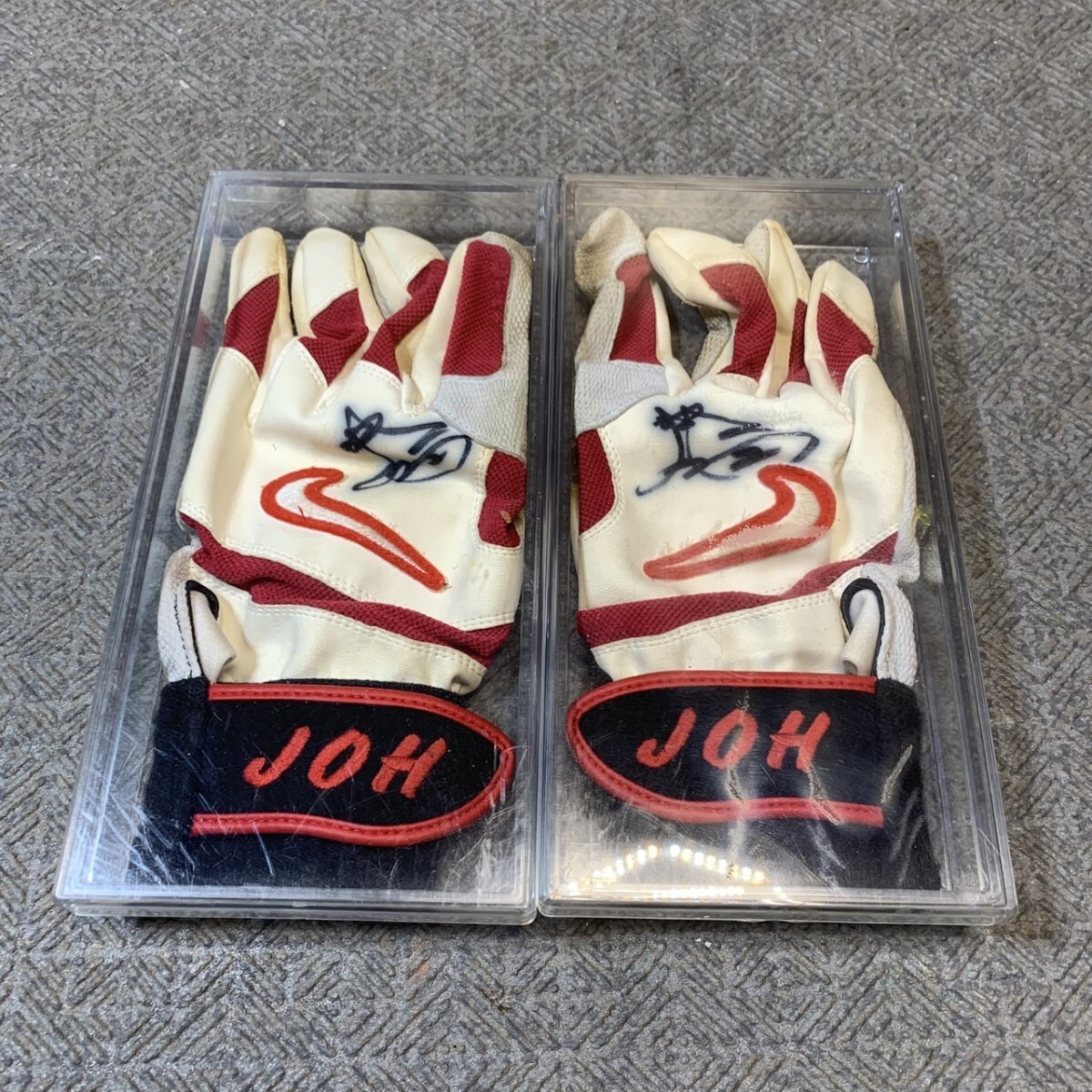 I563 現状品 バッティンググローブ サイン入り 城島健司 手袋 プロ野球