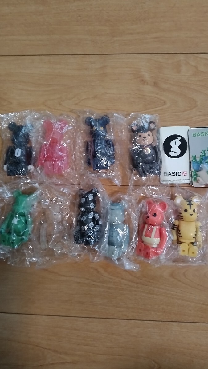 BE@RBRICKシリーズ5 ベーシック裏1体+ノーマル3体とシリーズ6 