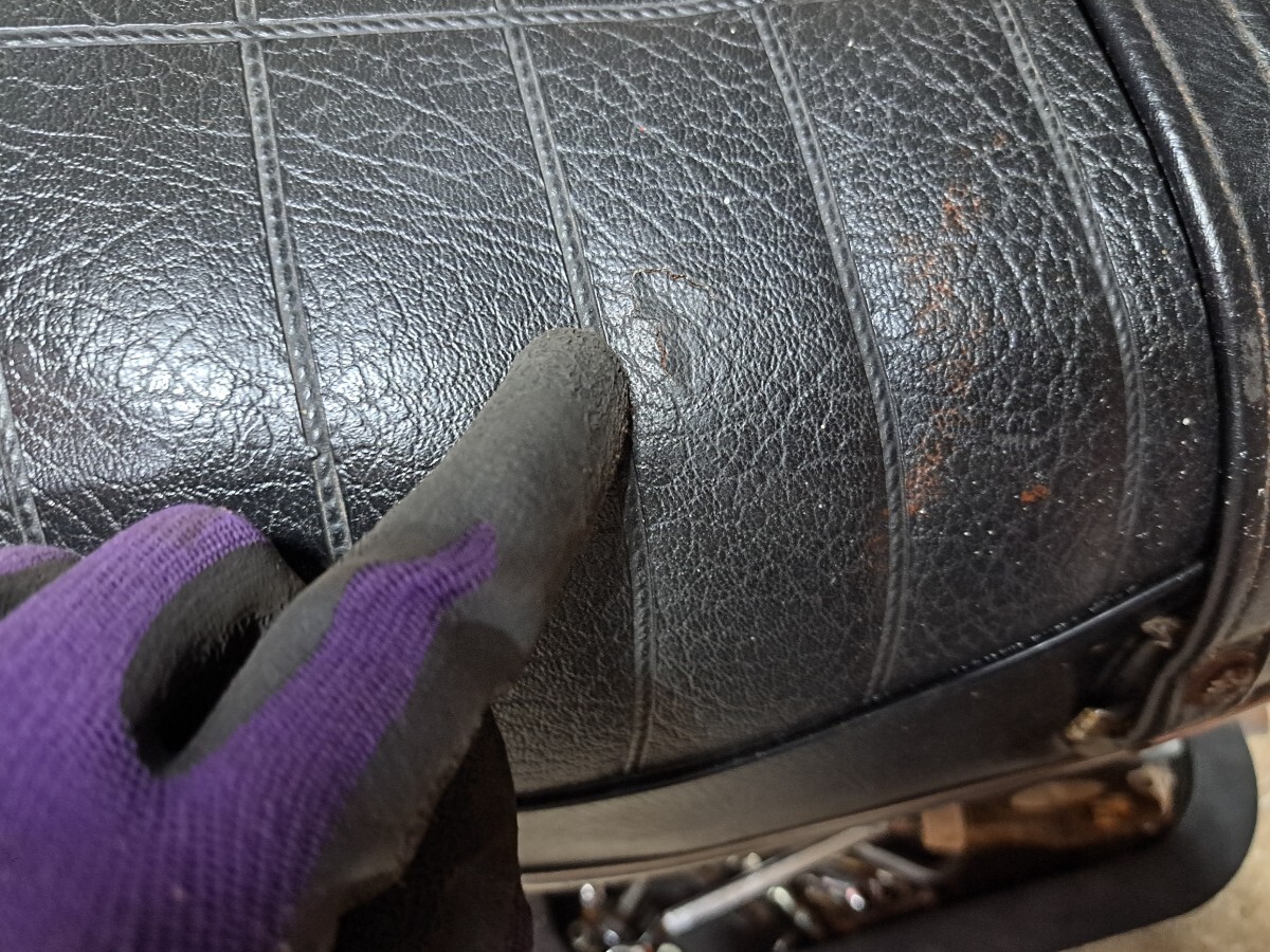 希少 ホンダ純正 ホーク2 角タンク用 美品 純正シート モール付き