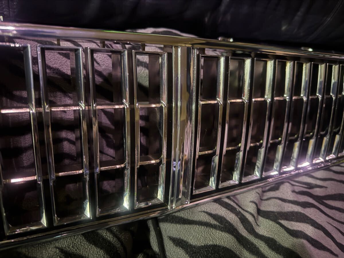 1円スタート！！ 奇跡の新品　Y30 セドリックバン　新品グリル　前期　丸目　セドバン　グロバン　グロリアバン_3