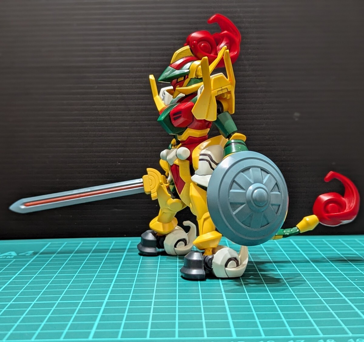 LBXリュウビ○素組ジャンク扱い(スミ入れ有り)／ダンボール戦機