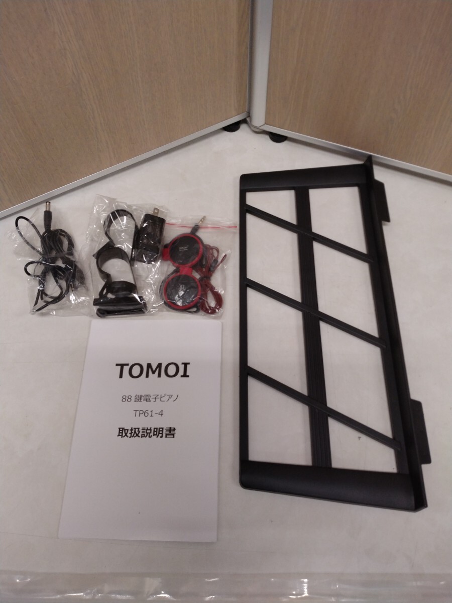☆ 電子ピアノ 61鍵 TOMOI TP61-4 音色・リズム 200種 60デモ曲 録音・再生対応 AC・電池対応可 軽量キーボード 動作確認済み 中古美品_7