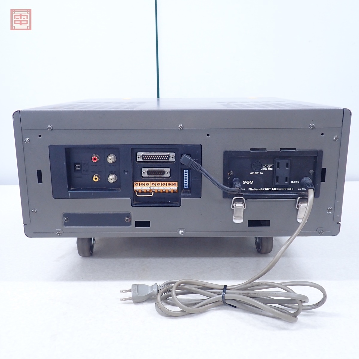 1円〜 修理品 FC ファミコンボックス 本体 SSS-CDS 業務用ファミコン