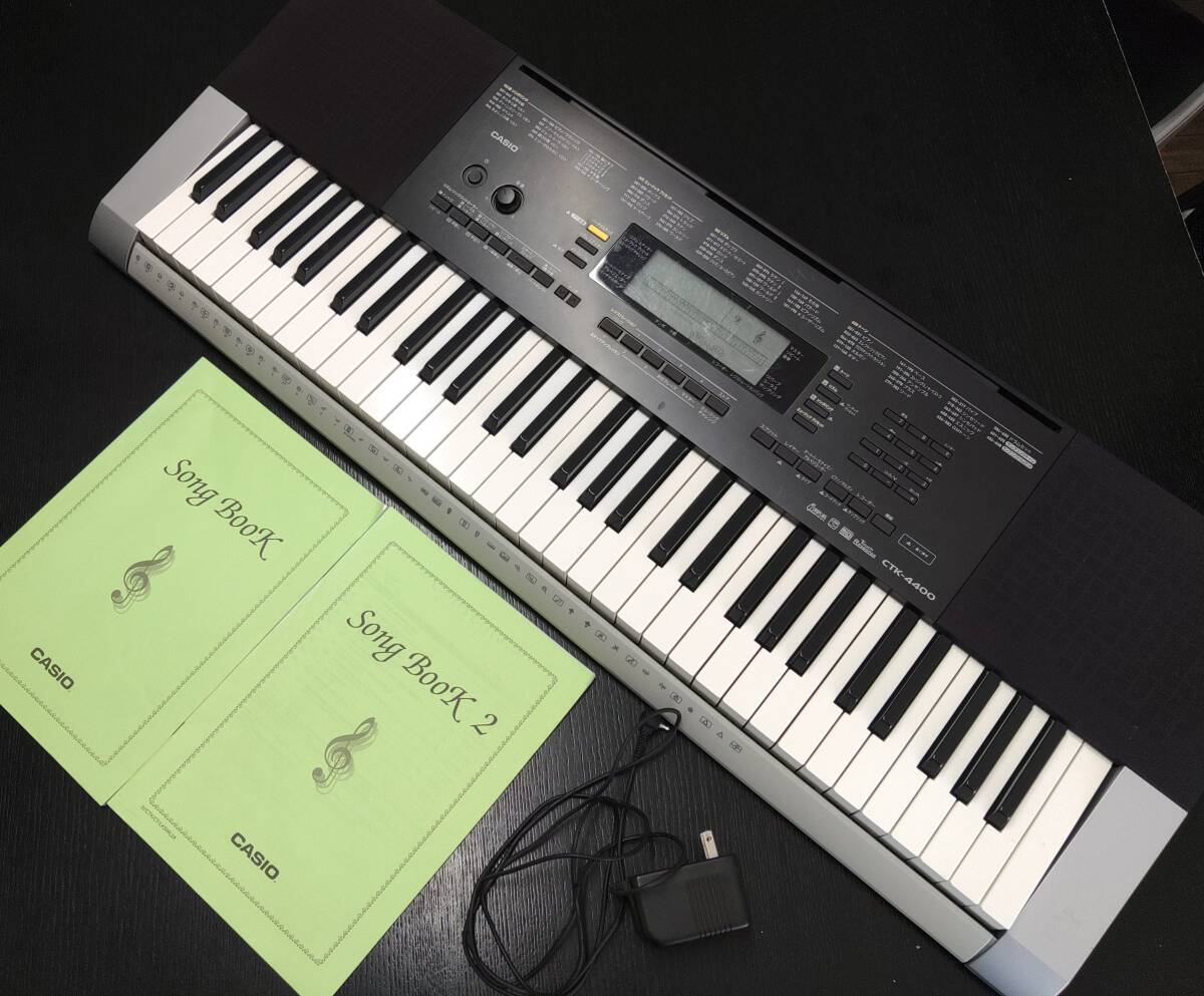 【中古】CASIO　ベーシックキーボード　CTK-4400_1