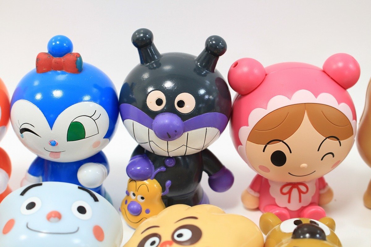 アンパンマン バイキンマン しょくぱんまん ドキンちゃん フィギュア