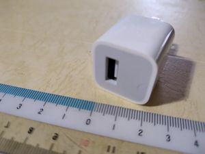 ◎純正 Apple USB 5V充電器 ACアダプター A1385