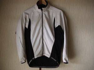 GOLDWIN　ゴールドウィン　GWB-710　春秋用　15℃～20℃　サイクルジャケット　ホワイト