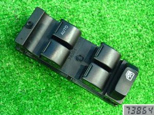 ※ エブリィ ABA-DA64W パワーウインドウスイッチ 走行距離73,864㎞ 37990-68H70-ZL9