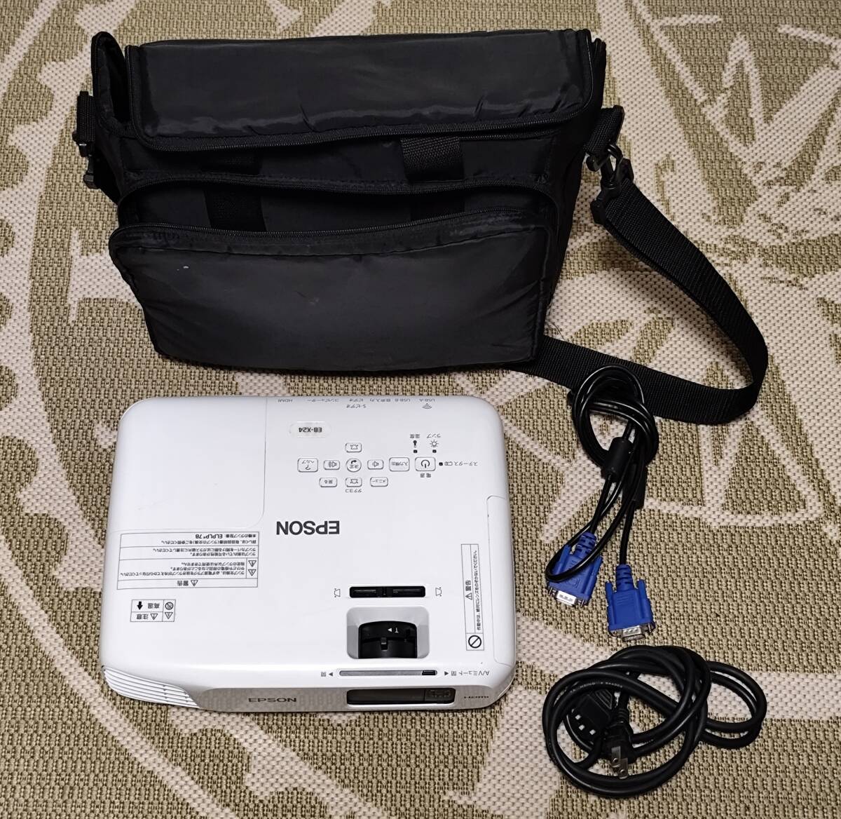 ★動作品★EPSON　EB-X24　プロジェクター_1