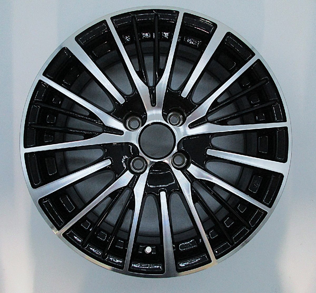 アウトレット品 1円～】ホイール Verthandi YH-S25V 16x6.5 +45 100x4