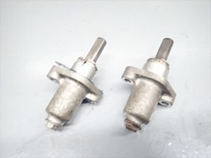 ε250905-21 スズキ SV400 VK53A (H10年式) K508 エンジン カムチェーンテンショナー 破