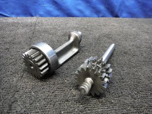 NS1　NS-1　AC08E　エンジンパーツ　バランサーシャフト　ギア　他2点　　「送料表」あり