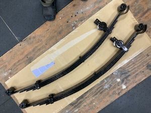 ★ トヨタ 純正 新品 200系ハイエース ワゴン リーフスプリング 2本セット