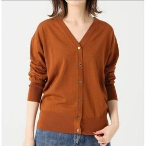 ∞ IENA イエナ　IENA LA BOUCLE ウール　Vネック　カーディガン　ウール１００% ニット