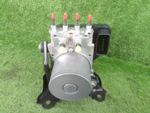 ランドクルーザープラド CBA-TRJ150W ABSアクチュエーター TX 4WD 7人 202 ADVICS 89541-