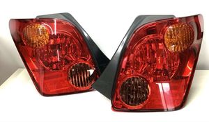 希少!美品(新車外し保管品)トヨタUA-NCP65イスト前期純正テールランプL/Rセット 小糸品番