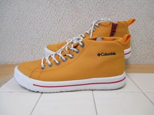 美中古 コロンビア ホーソンレイン 黄色 25cm 防水 スニーカー Columbia HAWTHORNE RAIN