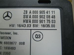 ☆2020年　ベンツA180純正レーダーセンサー　管理番号2209012☆