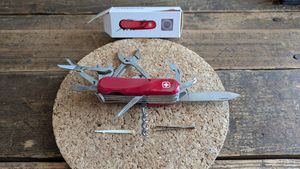 希少WENGER ウェンガー Evolution エボリューション S557 検索　VICTORINOX ビクトリノッ