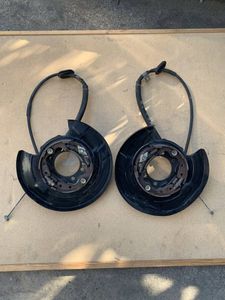 格安　Z32後期フェアレディZ純正　リヤインナードラム左右　バックプレートワイヤー付き