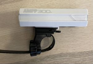 自転車用 ヘッドライト キャットアイ AMPP300 CATEYE 中古