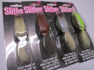 デプス スリザーク　アルビノ、アカガエル、アンゴラパイソン、ビジブルシャイナー　4色