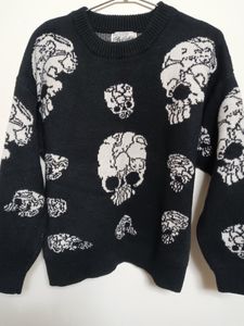 ●良好　KARAKU ドクロ柄　スカル　クルーネックニット　サイズＬ●