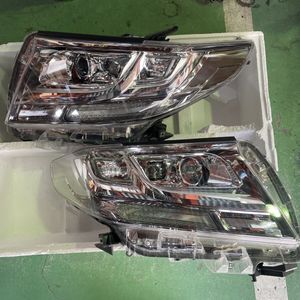かなり美品 30 アルファード 前期 純正LEDヘッドライト 左右セット AYH30 欠損箇所無 ICH